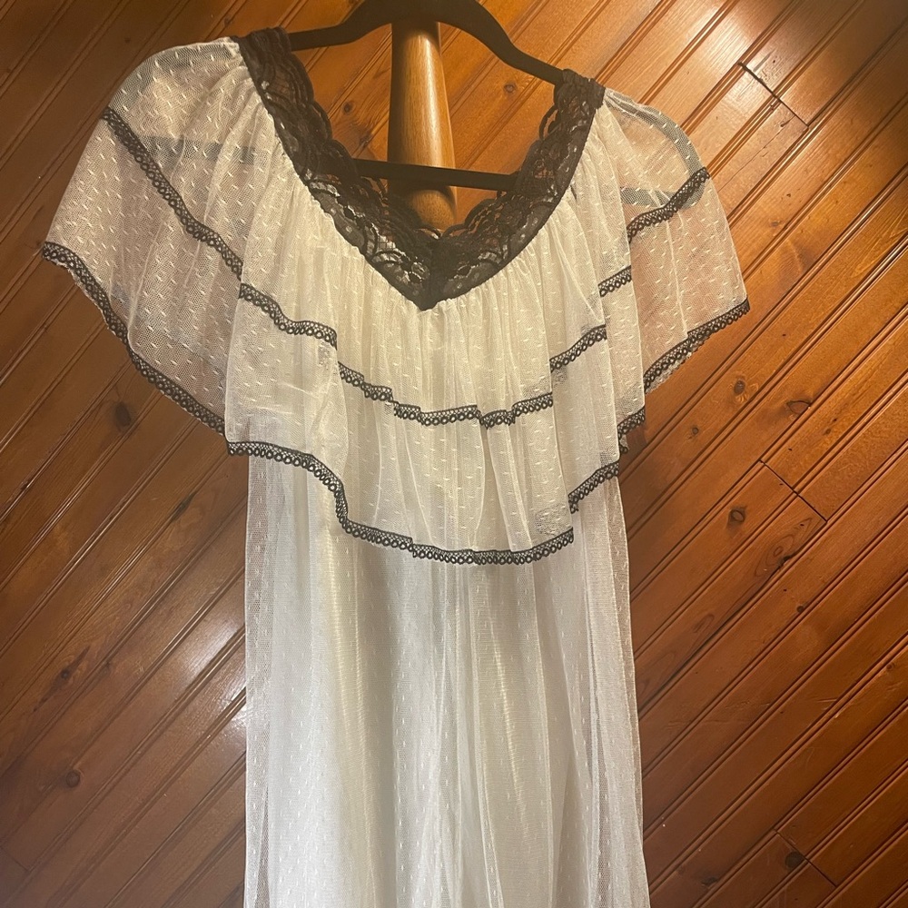 Vintage Babydoll White Nightgown